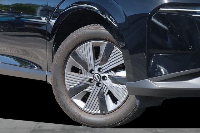 Nissan Murano Vehicle Image 03