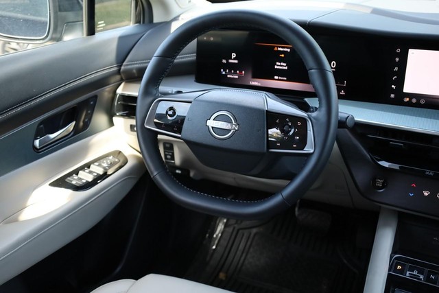 Nissan Murano Vehicle Image 27