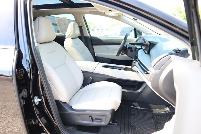 Nissan Murano Vehicle Image 28