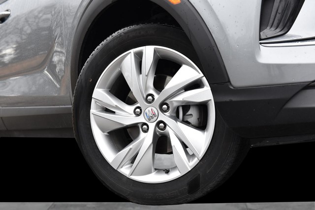 Buick Encore GX Vehicle Full-screen Gallery Image 03