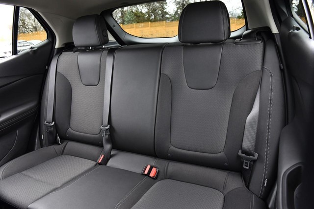 Buick Encore GX Vehicle Full-screen Gallery Image 22