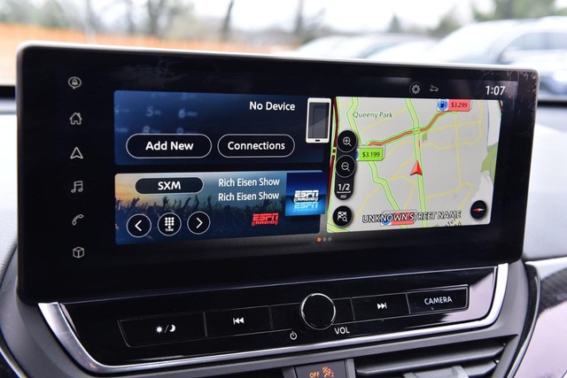 Nissan Altima Vehicle Image 14