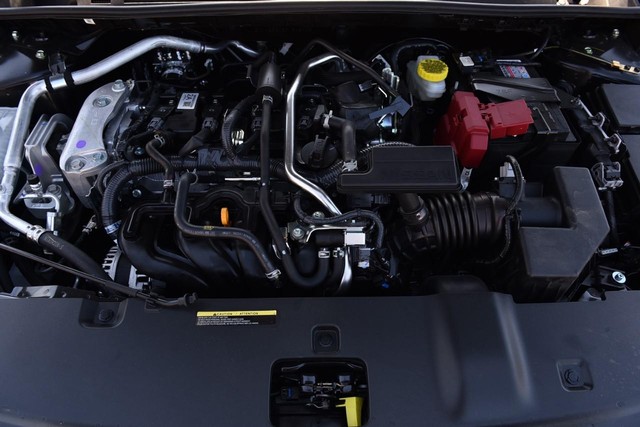 Nissan Sentra Vehicle Full-screen Gallery Image 26