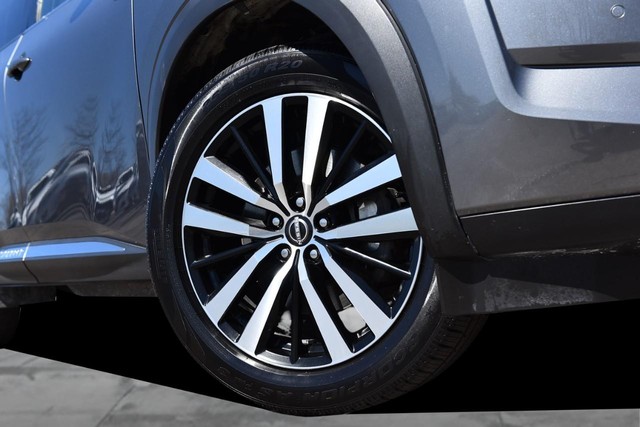 Nissan Pathfinder Vehicle Image 04