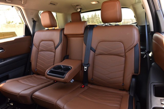Nissan Pathfinder Vehicle Image 27