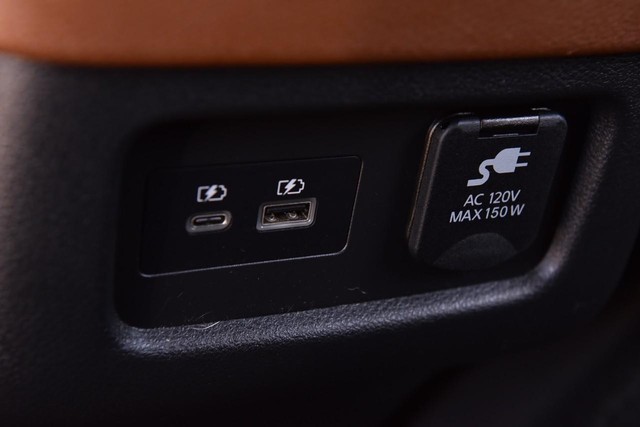 Nissan Pathfinder Vehicle Image 29