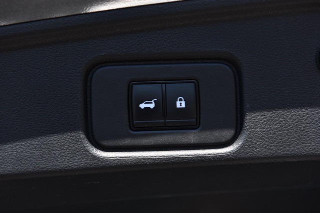 Nissan Pathfinder Vehicle Image 32