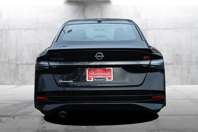 Nissan Sentra Vehicle Image 06