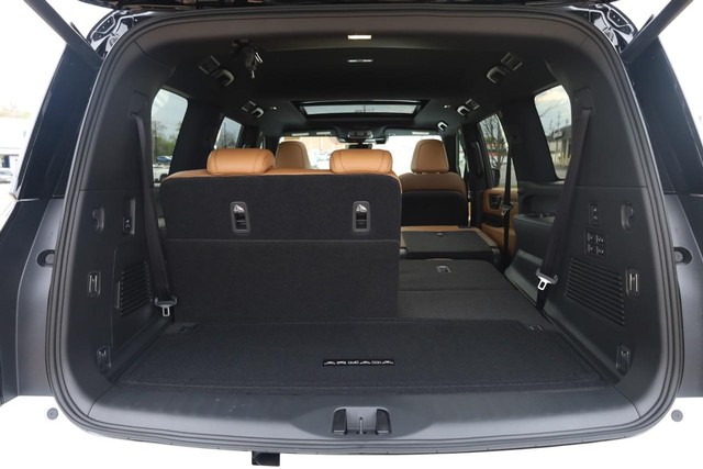 Nissan Armada Vehicle Image 08