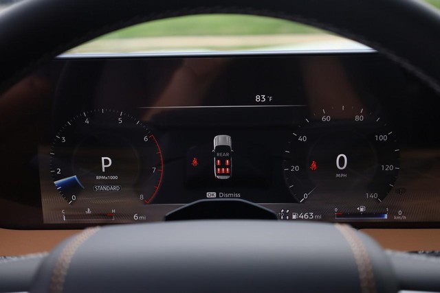 Nissan Armada Vehicle Image 11