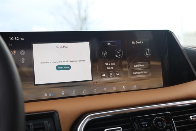 Nissan Armada Vehicle Image 12