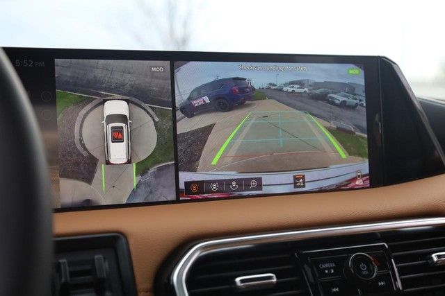 Nissan Armada Vehicle Image 14