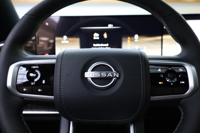 Nissan Armada Vehicle Image 13