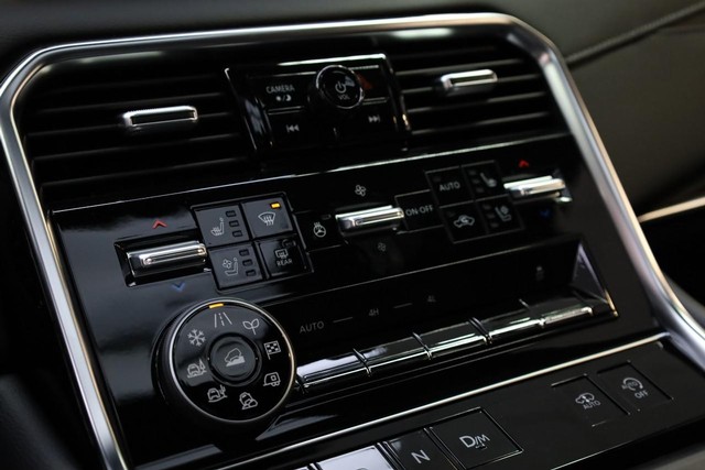 Nissan Armada Vehicle Image 19