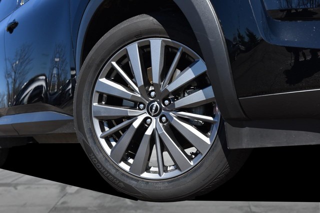 Nissan Pathfinder Vehicle Image 03