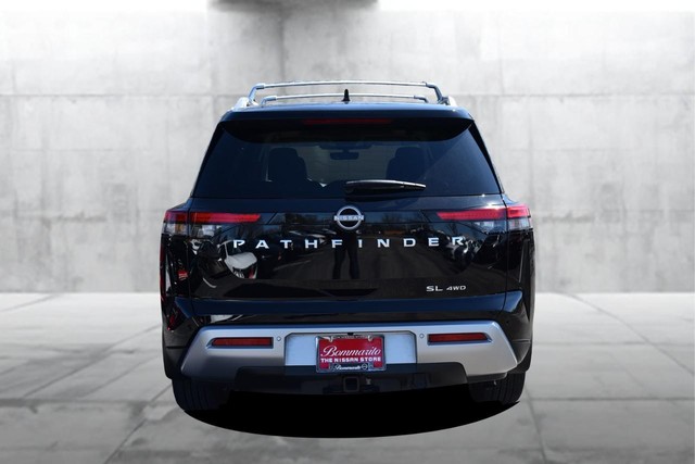 Nissan Pathfinder Vehicle Image 06