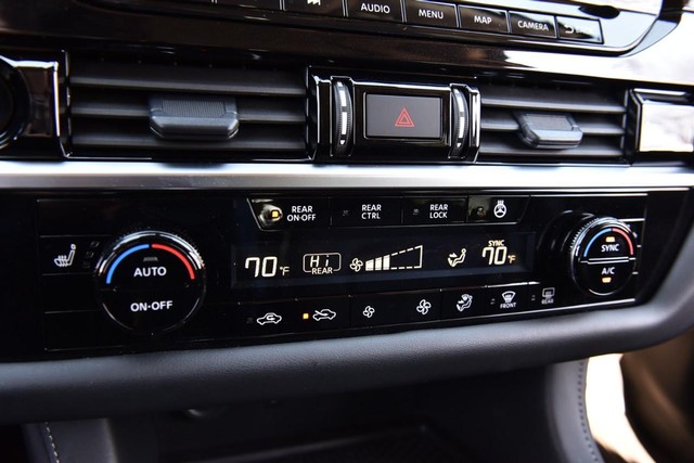 Nissan Pathfinder Vehicle Image 19