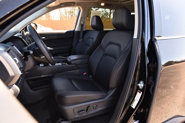 Nissan Pathfinder Vehicle Image 23