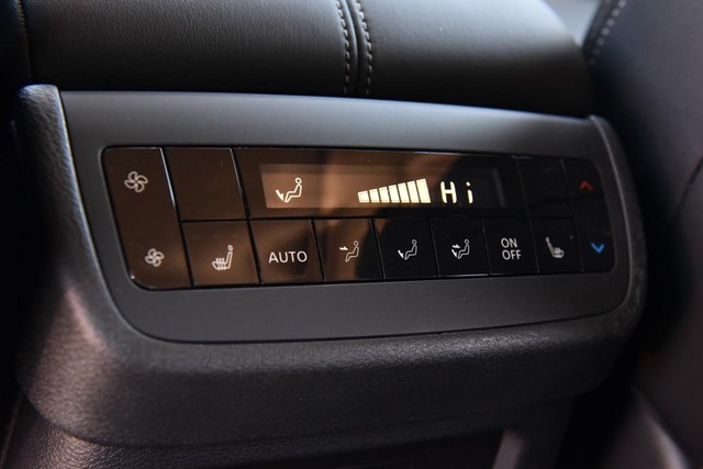 Nissan Pathfinder Vehicle Image 27