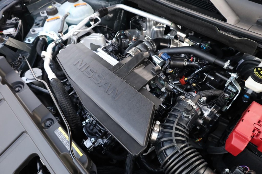 Nissan Rogue Vehicle Image 27