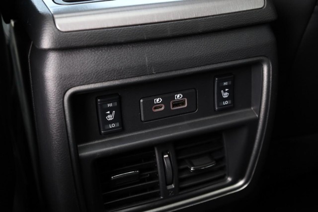 Nissan Murano Vehicle Image 26