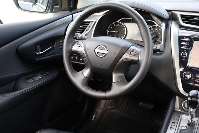 Nissan Murano Vehicle Image 28
