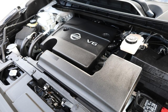 Nissan Murano Vehicle Image 30