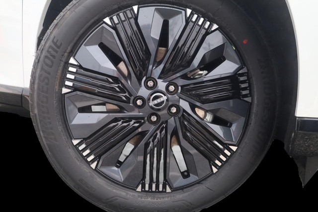 Nissan Murano Vehicle Image 03