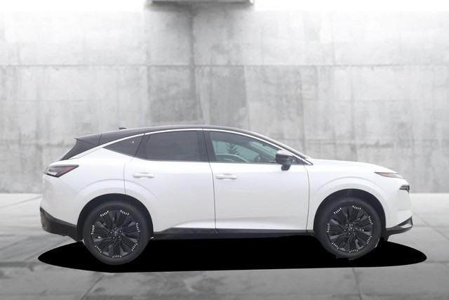 Nissan Murano Vehicle Image 05