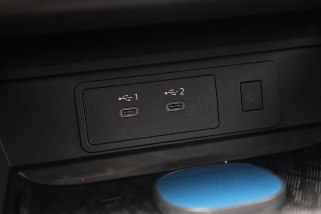 Nissan Murano Vehicle Image 18