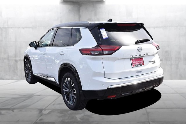 Nissan Rogue Vehicle Image 07