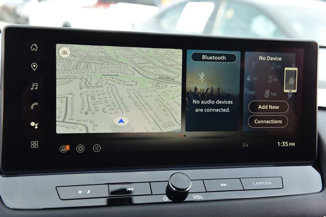 Nissan Rogue Vehicle Image 18