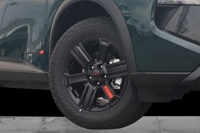 Nissan Rogue Vehicle Image 03