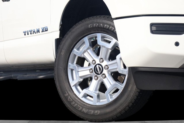 Nissan Titan XD Vehicle Image 03