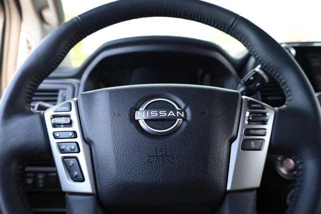 Nissan Titan XD Vehicle Image 09