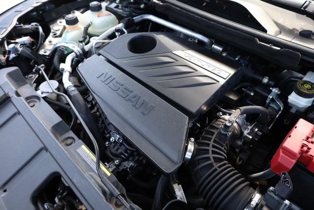 Nissan Rogue Vehicle Image 29