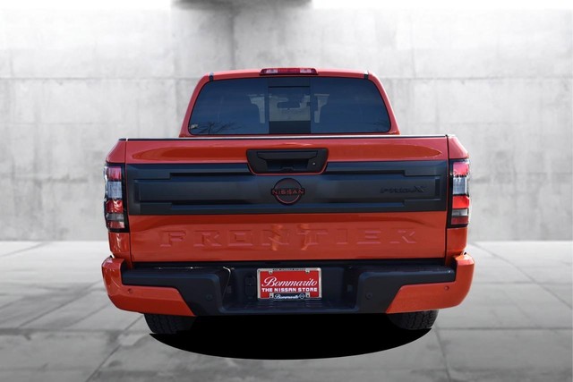 Nissan Frontier Vehicle Image 06