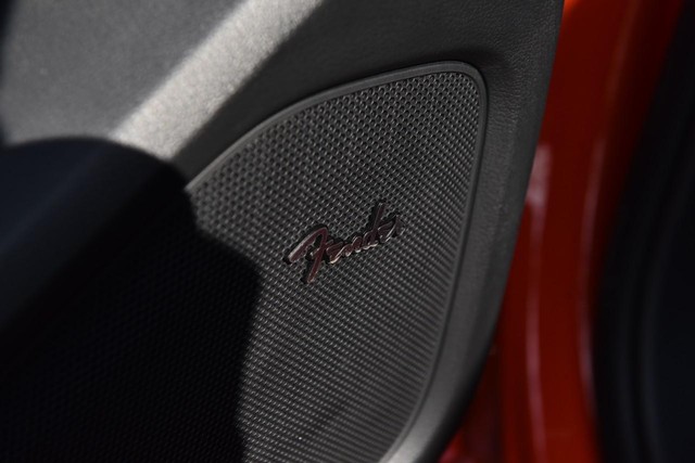 Nissan Frontier Vehicle Image 11