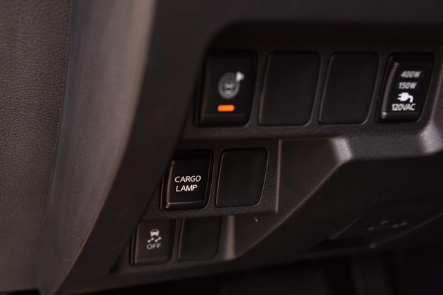 Nissan Frontier Vehicle Image 15