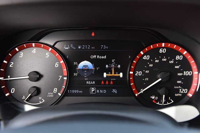 Nissan Frontier Vehicle Image 16