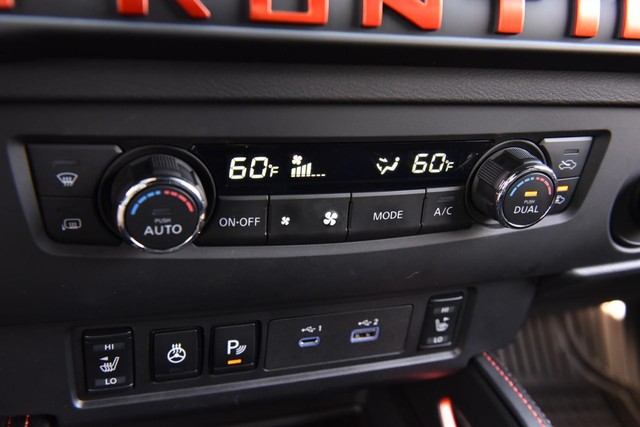 Nissan Frontier Vehicle Image 22