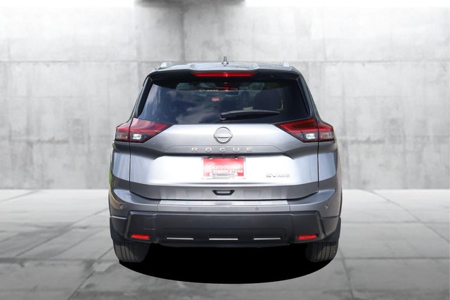 Nissan Rogue Vehicle Image 06