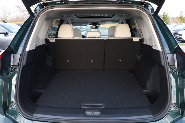 Nissan Rogue Vehicle Image 07