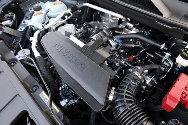 Nissan Rogue Vehicle Image 27