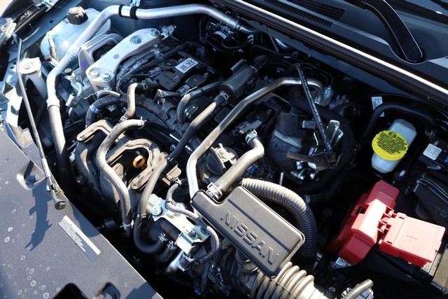 Nissan Sentra Vehicle Image 26