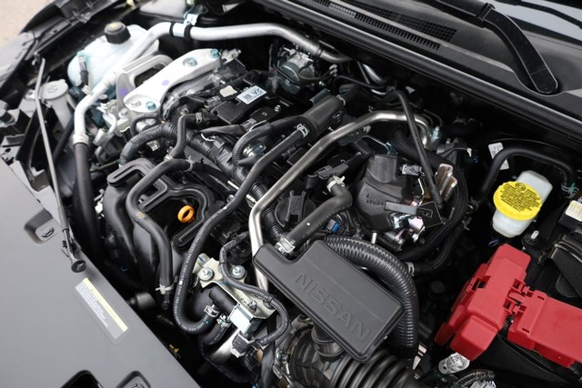 Nissan Sentra Vehicle Image 26