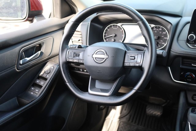 Nissan Rogue Vehicle Image 28