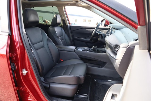 Nissan Rogue Vehicle Image 29