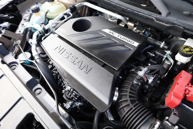 Nissan Rogue Vehicle Image 29