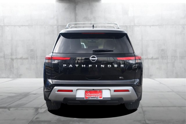 Nissan Pathfinder Vehicle Image 06